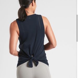 Athleta foothill tank